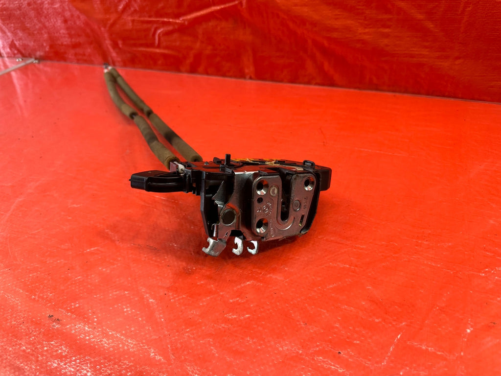 07 13 INFINITI G35 G37 SEDAN   DOOR LOCK ACTUATOR RIGHT REAR   OEM #1924