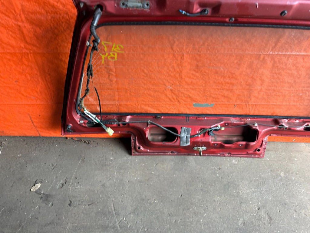 90-91 HONDA CIVIC HATCHBACK - TRUNK REAR DECK LID TAIL GATE HATCH LATCH OEM 31713