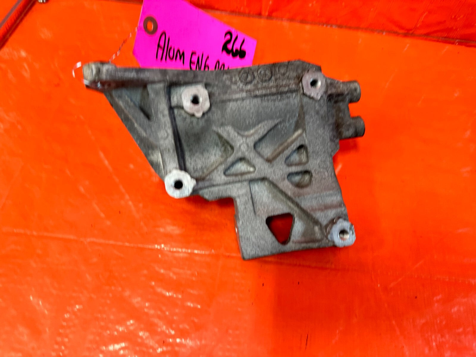 08 21 SUBARU IMPREZA WRX STI   EJ257   ALTERNATOR MOUNTING BRACKET   OEM #26610