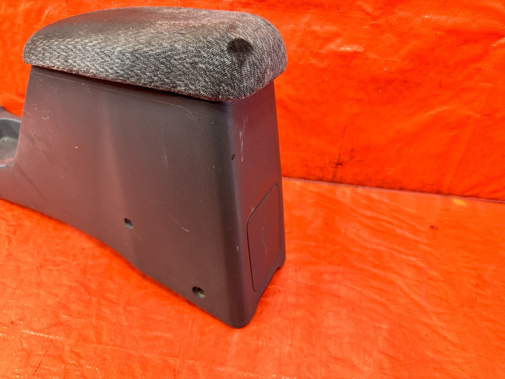 99 00 HONDA CIVIC SI EM1   ARM REST SHIFTER CENTER CONSOLE CUP HOLDER OEM 2976