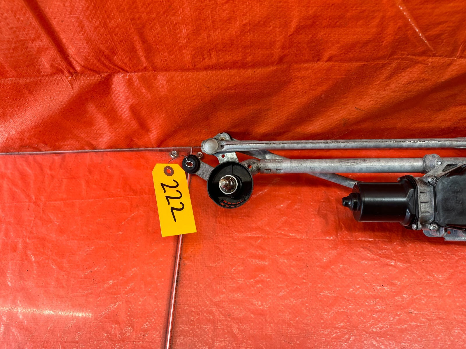 14 20 INFINITI Q50 & 17 20 Q60   WINDSHIELD WIPER MOTOR W/ LINKAGE   OEM #2224