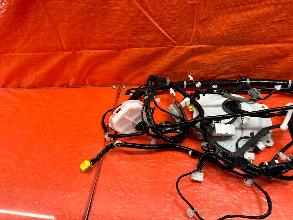 16 17 INFINITI Q50 RED SPORT 400   INTERIOR FLOOR BODY HARNESS 24017 6HB1A   1859