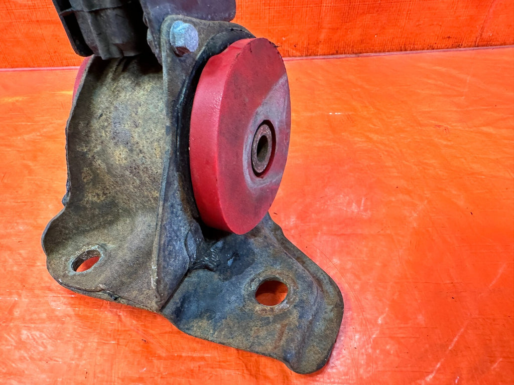 94 01 ACURA INTEGRA   MANUAL TRANSMISSION MOUNT   POLYURETHANE INSERT   #2747