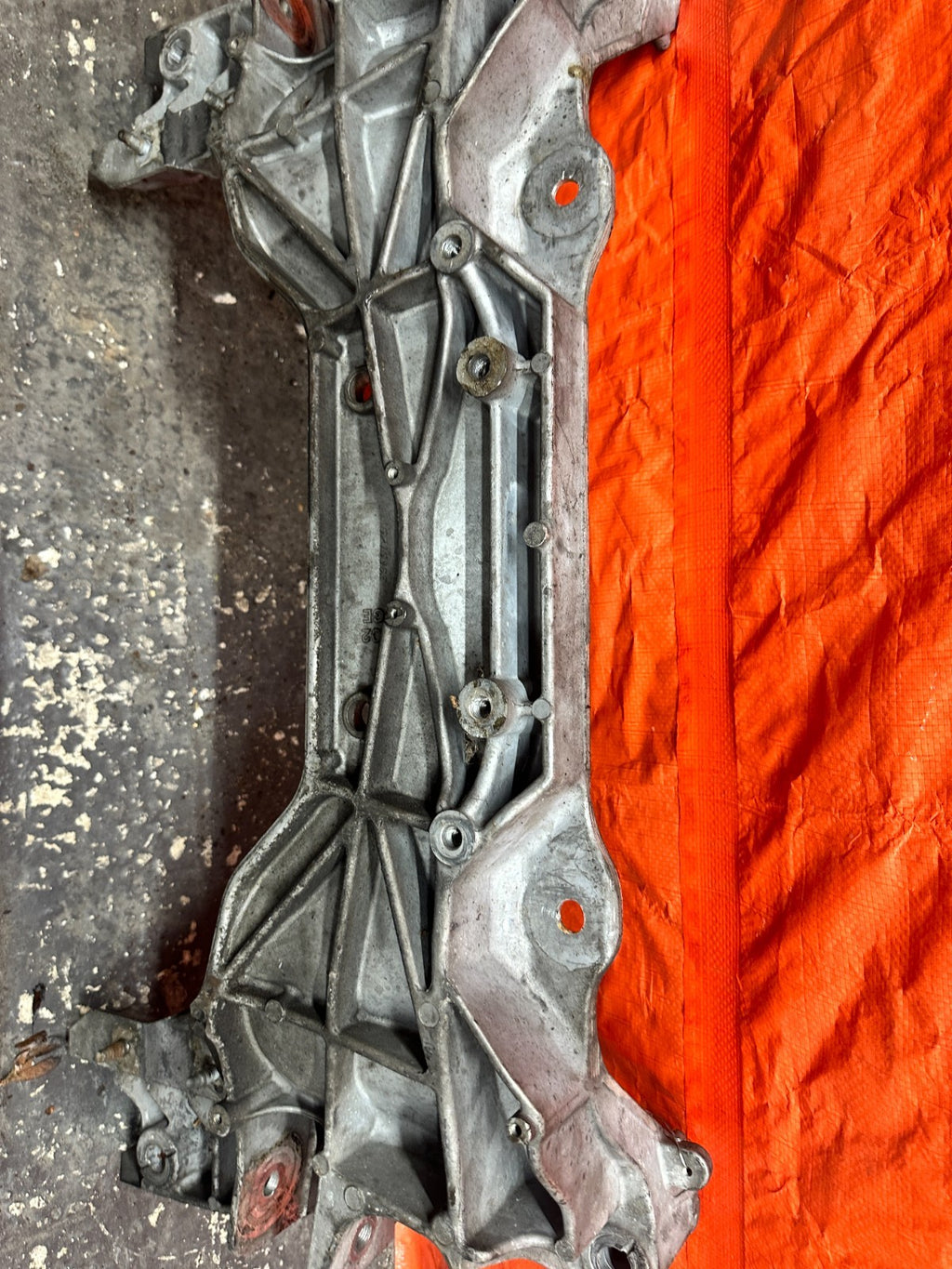 INFINITI Q50 3.7L AWD FRONT SUSPENSION ENGINE SUBFRAME K-MEMBER CROSSMEMBER10
