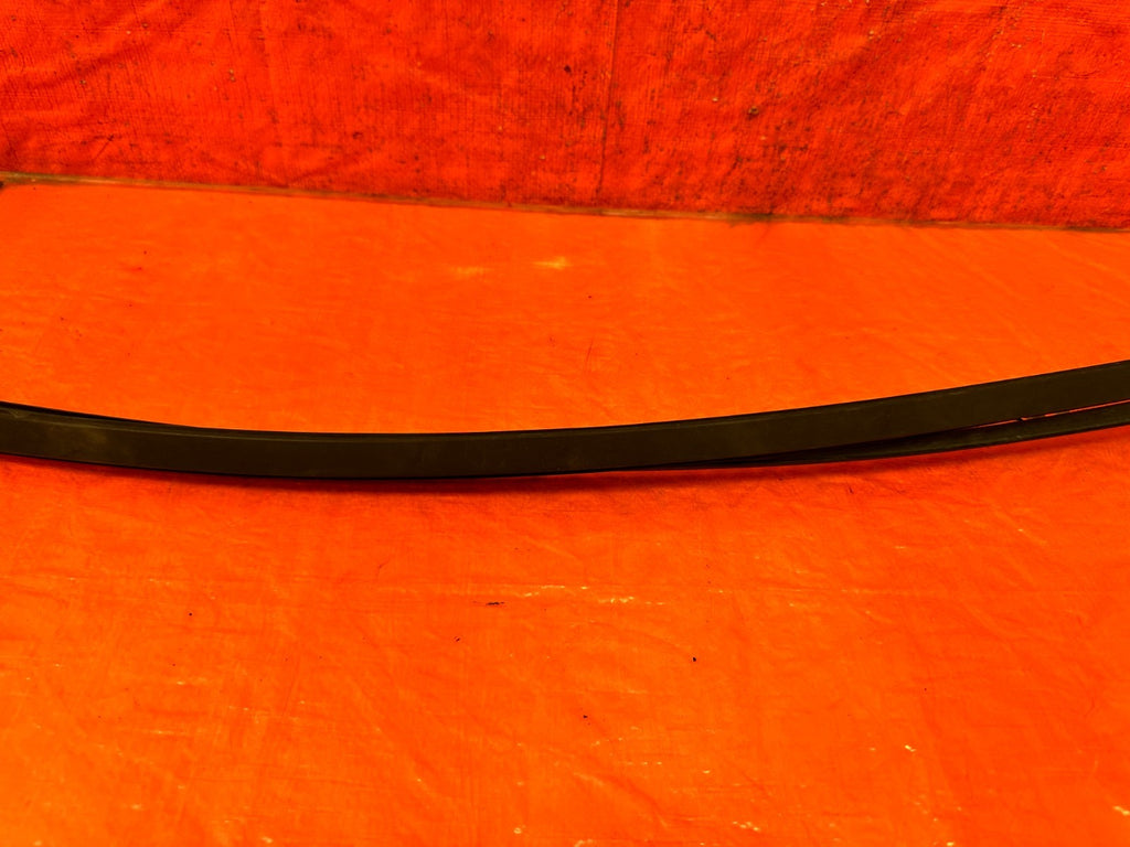 13 16 HYUNDAI GENESIS COUPE   ROOF TRIM WEATHER STRIP SET   LEFT & RIGHT OEM 3185