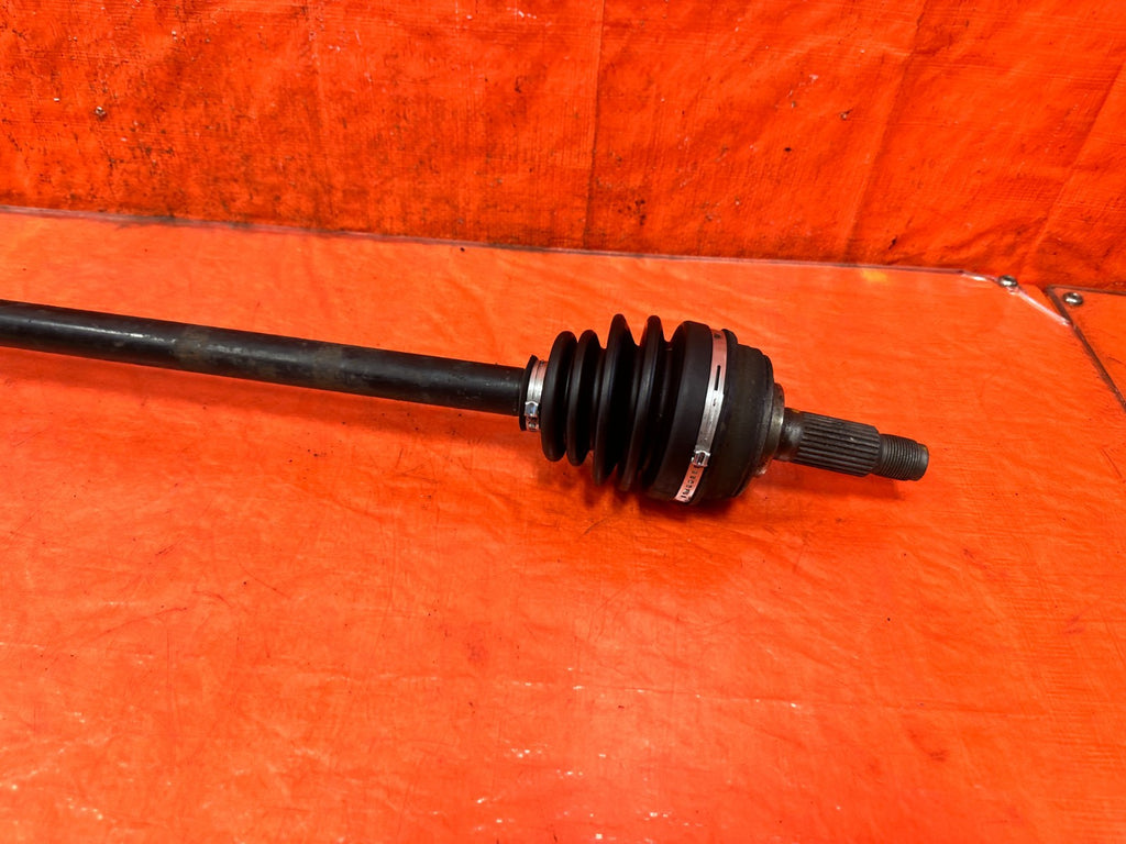 90 91 HONDA CIVIC HATCHBACK   AXLE / CV JOINT   DRIVER LEFT SIDE OEM 3173
