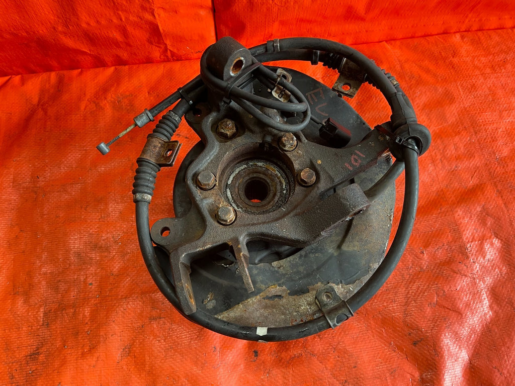 MITSUBISHI LANCER EVOLUTION EVO 8 VIII DRIVER LEFT REAR SPINDLE KNUCLE HUB OEM  9