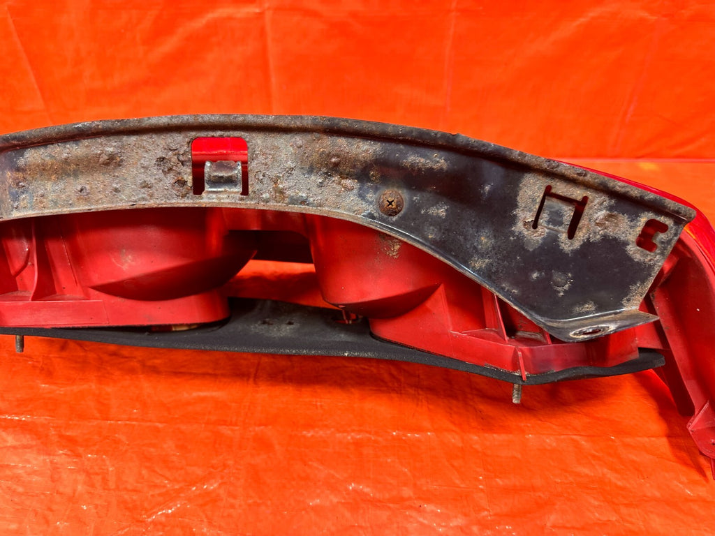 02 04 ACURA RSX   PASSENGER RIGHT TAIL LIGHT LAMP & BRACKET OEM FACTORY   #27113