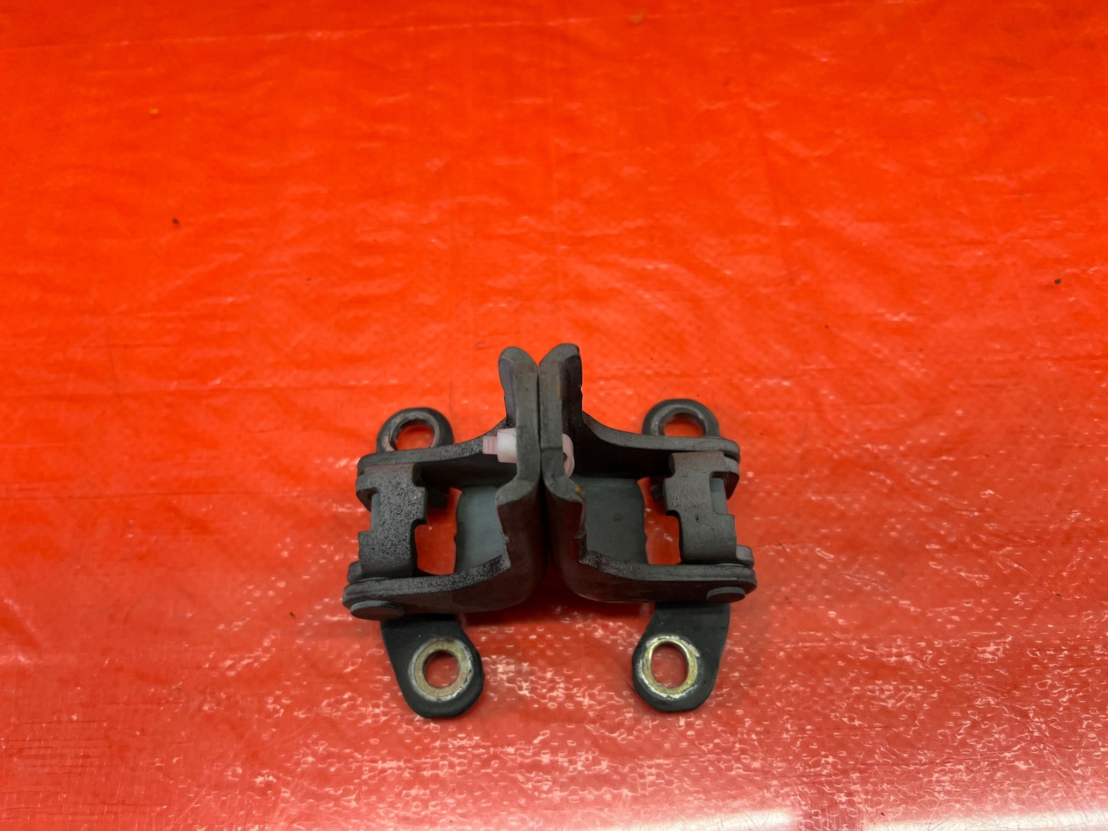 02 05 HONDA CIVIC SI EP3 HATCHBACK DOOR HINGE SET UPPER & LOWER   LEFT   OEM 1766