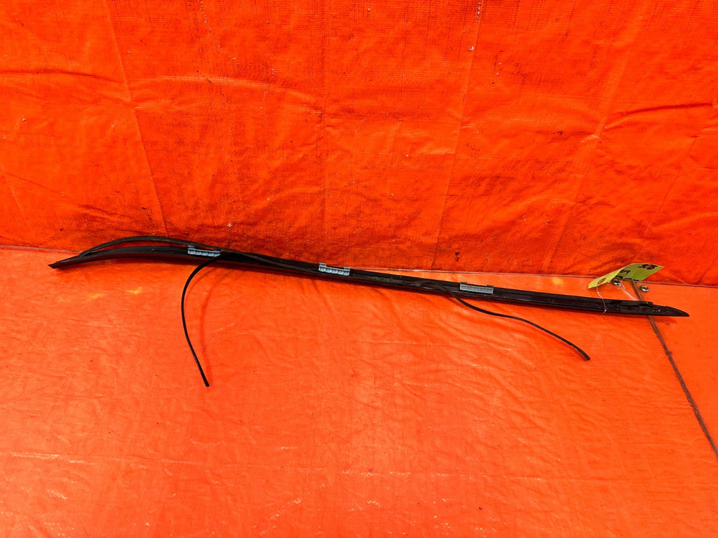02 05 HONDA CIVIC SI EP3 HATCH DRIVER LEFT WINDSHIELD TRIM PLASTIC OEM 3068