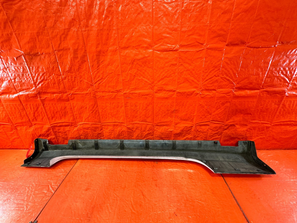 10 16 HYUNDAI GENESIS COUPE DRIVER LEFT SIDE SKIRT ROCKER MOLDING TRIM OEM 3029