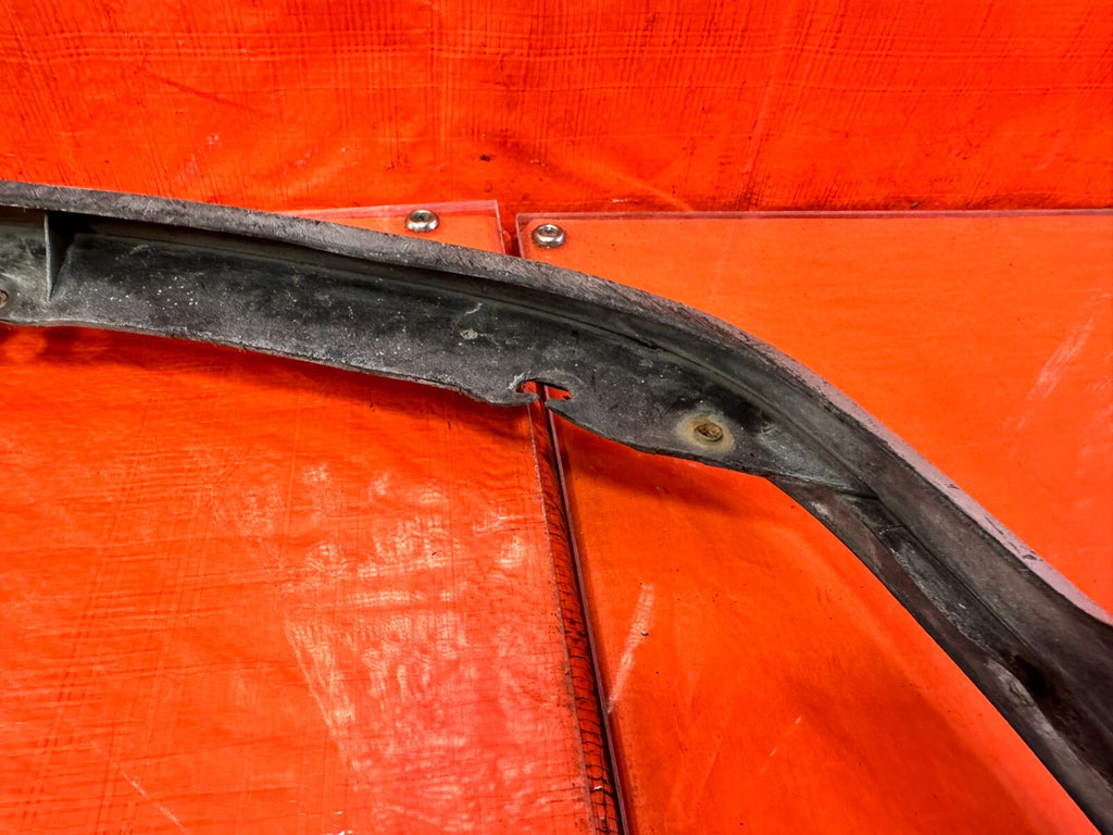 88 89 HONDA CRX   FRONT BUMPER LIP INSERT   OEM FACTORY #27715