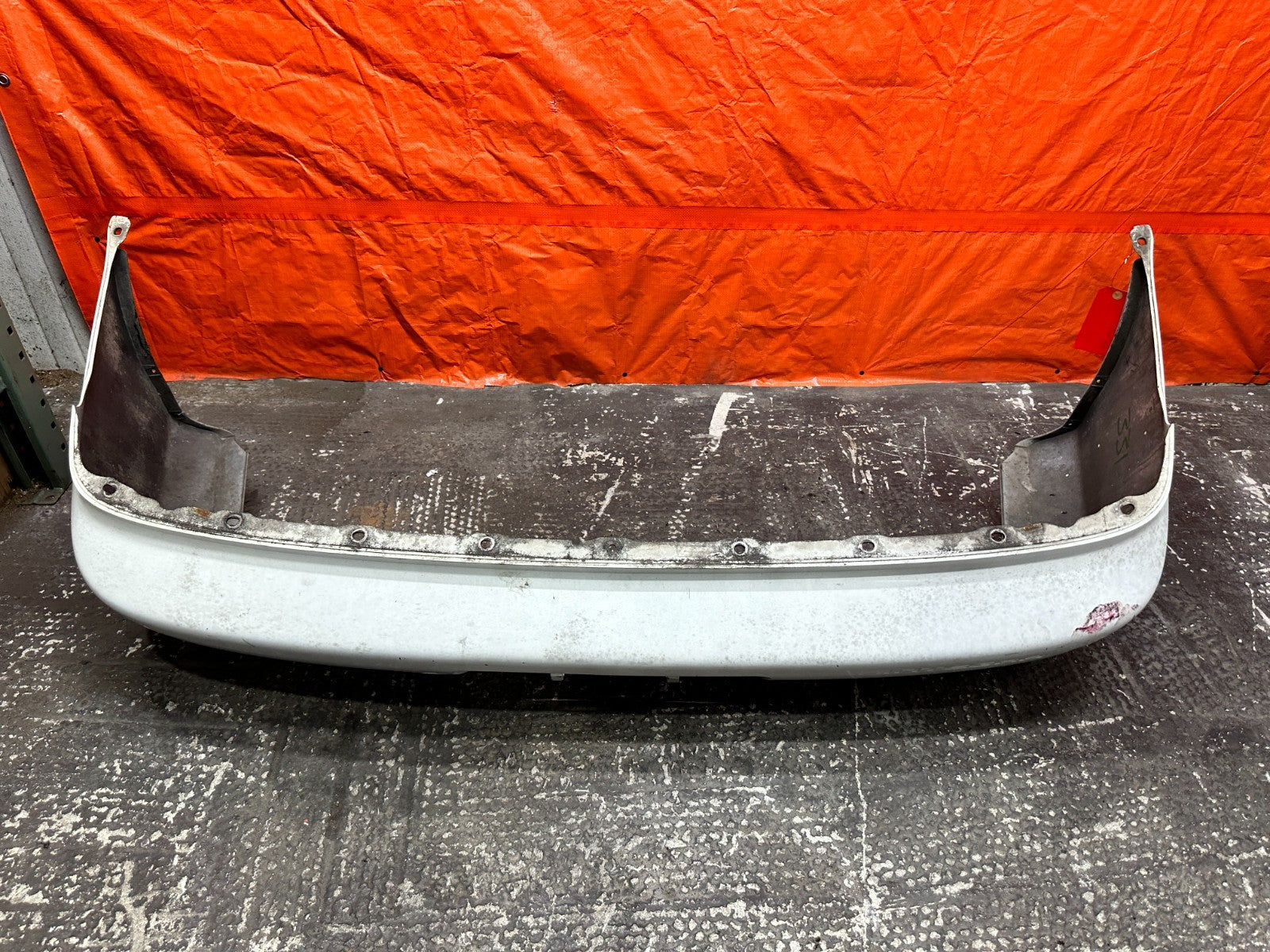 98 01 ACURA INTEGRA 2D REAR BUMPER COVER FASCIA OEM #33119