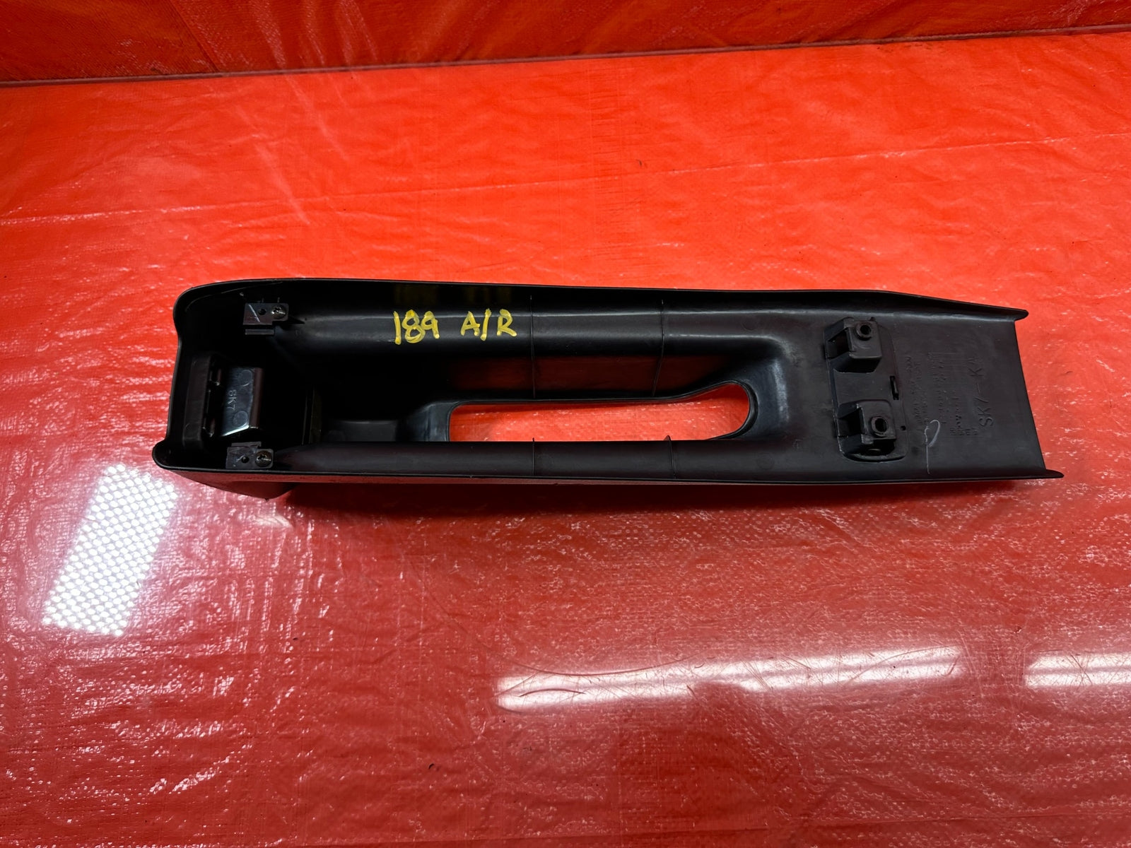 90 93 ACURA INTEGRA   ARM REST / CENTER CONSOLE STORAGE DELETE   BLACK OEM #18912