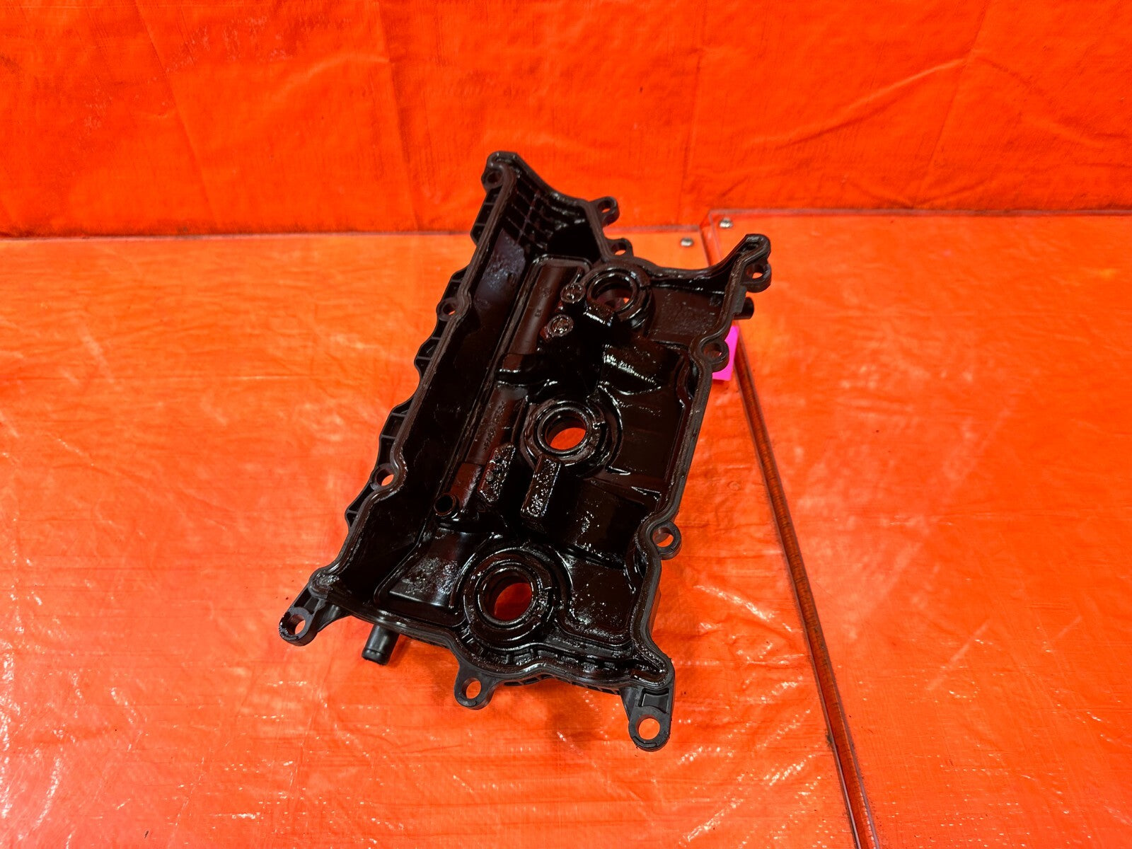 16 20 INFINITI Q50 & Q60   3.0L 300HP VR30DDTT DRIVER LEFT ENGINE VALVE COVER 188