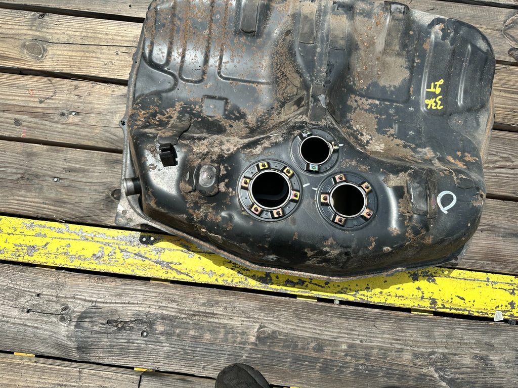 97 01 HONDA PRELUDE 2.2L FUEL GAS PETROL TANK CELL RESERVOIR BARE OEM #33611