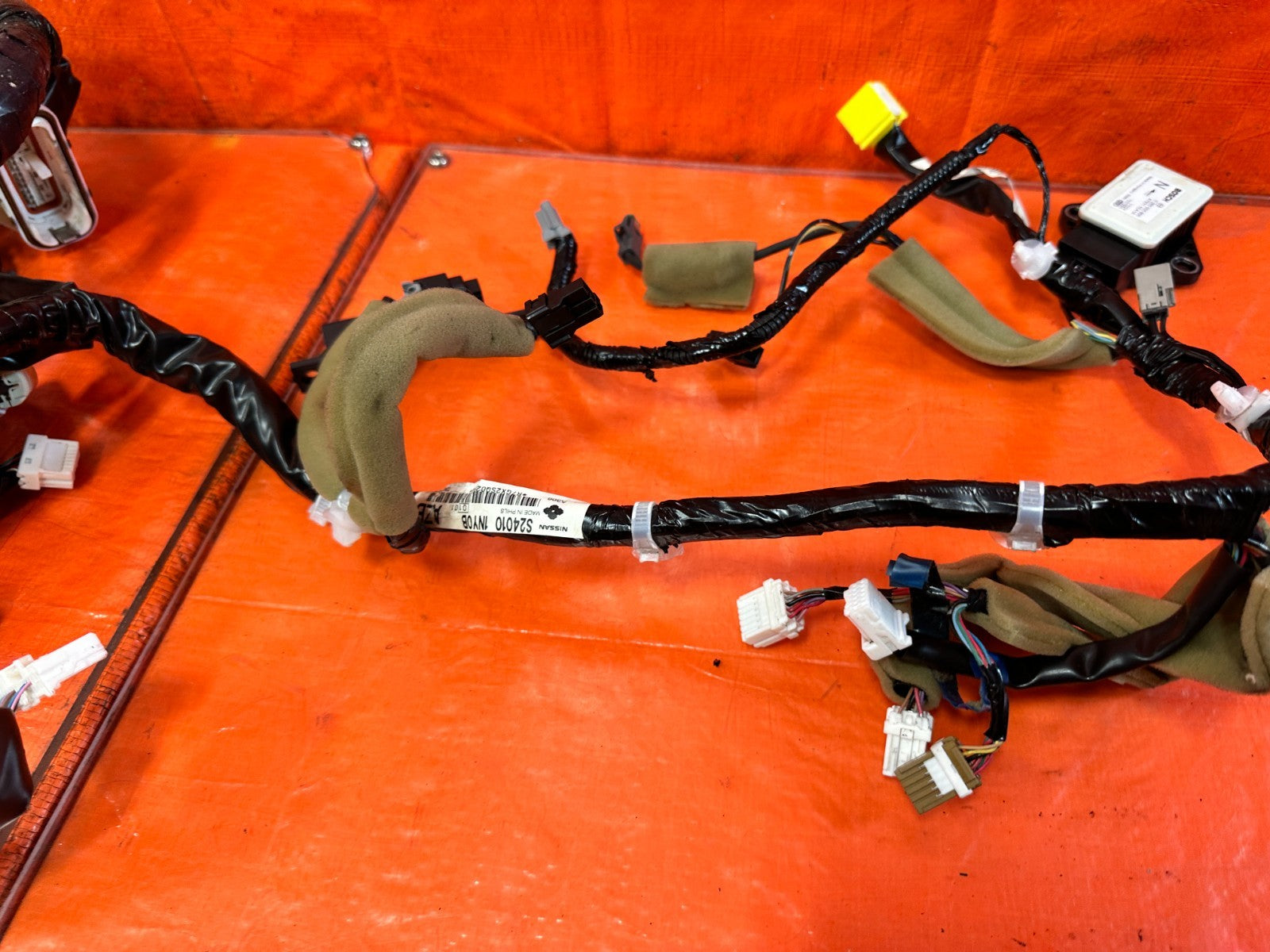 09 10 INFINITI G37 CONVERTIBLE   MAIN HARNESS   PART # 24010 1NY0B   OEM 3102