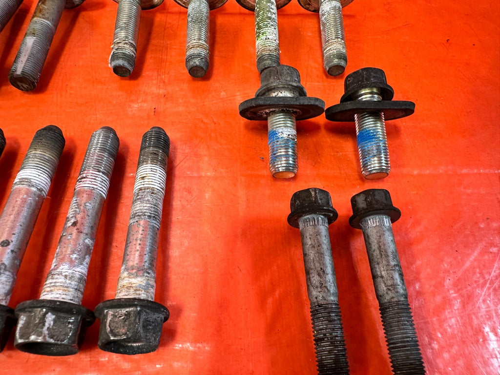 09-11 MAZDA RX8 RX-8 REAR CONTROL ARM TRAILING ARM LEFT AND RIGHT BOLTS OEM 3034