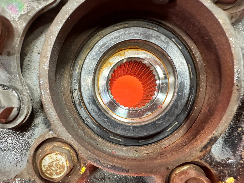 10 16 HYUNDAI GENESIS COUPE   PASSENGER RIGHT REAR SPINDLE KNUCKLE HUB OEM #30217