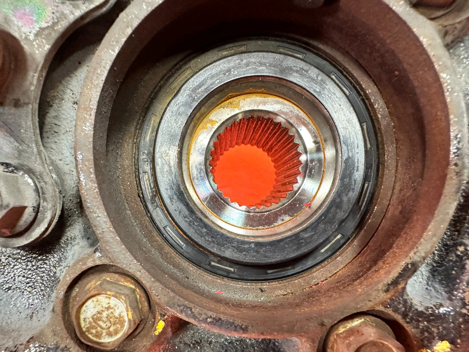 10 16 HYUNDAI GENESIS COUPE   PASSENGER RIGHT REAR SPINDLE KNUCKLE HUB OEM #30217