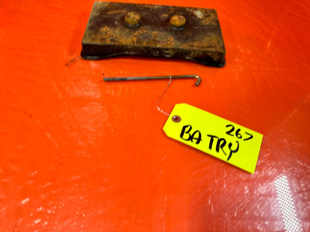90 97 MAZDA MX 5 MIATA   BATTERY MOUNTING TRAY BRACKET   OEM #2679