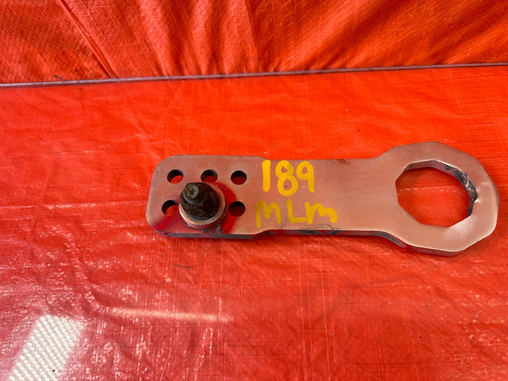 90 93 ACURA INTEGRA   UNKNOWN BRAND   ALUMINUM TOW HOOK   #1895