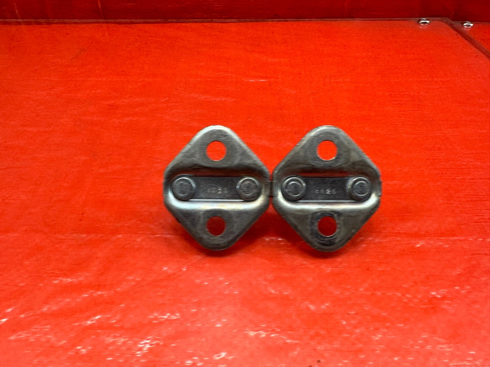 00 09 HONDA S2000   LEFT AND RIGHT DOOR STRIKERS   DRIVER PASSENGER   OEM #19711