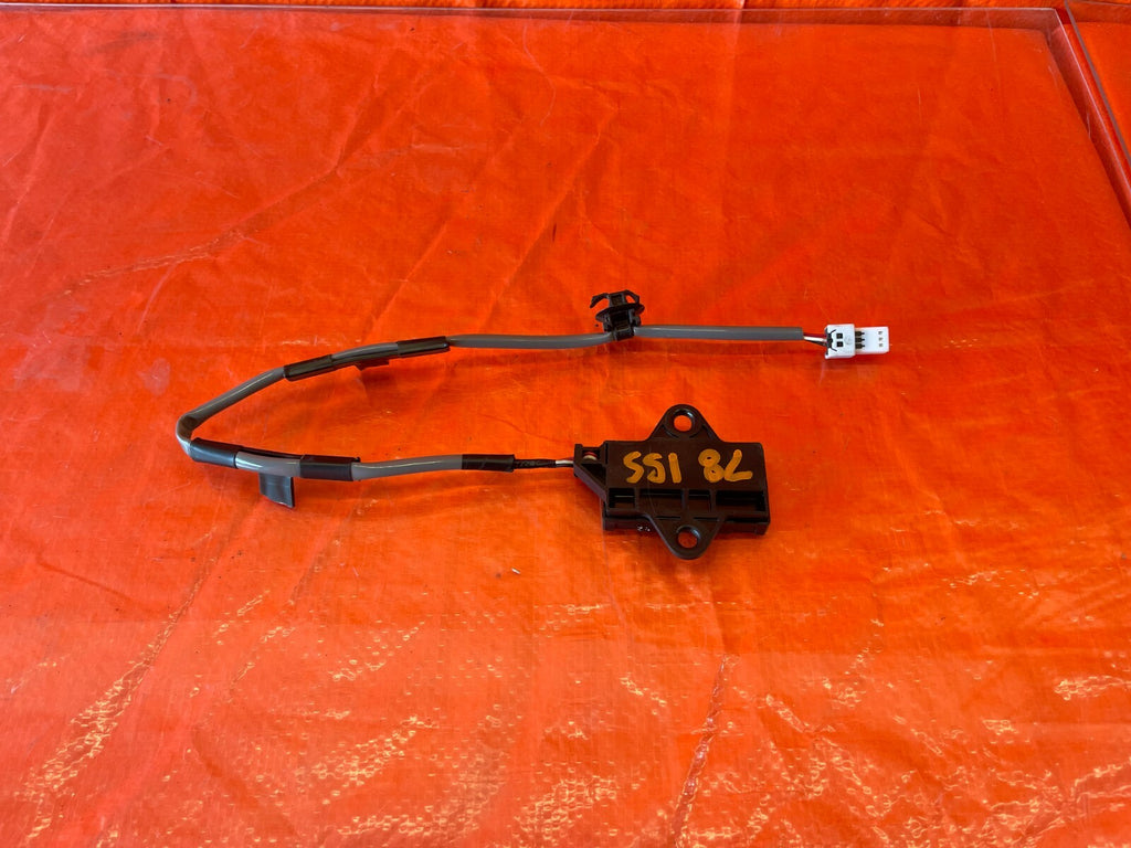 08 15 LANCER EVOLUTION EVO X 10   KEYLESS ENTRY ANTENNA 8637A132   OEM OE #786