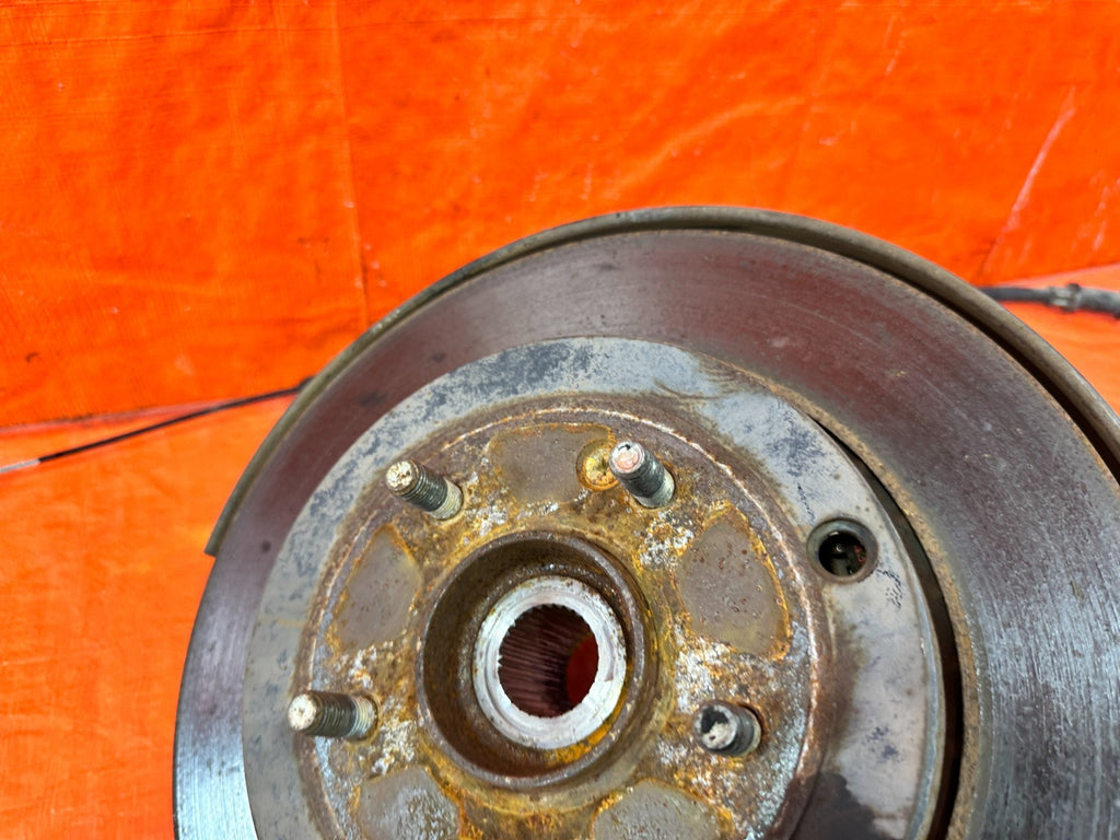 10 16 HYUNDAI GENESIS COUPE   DRIVER LEFT REAR SPINDLE KNUCKLE HUB OEM #2992
