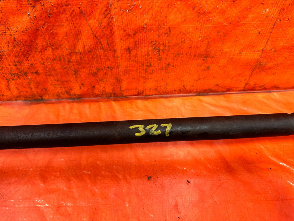 92 95 HONDA CIVIC   D15 D16 D SERIES   SOHC AXLES LEFT AND RIGHT   OEM #32711