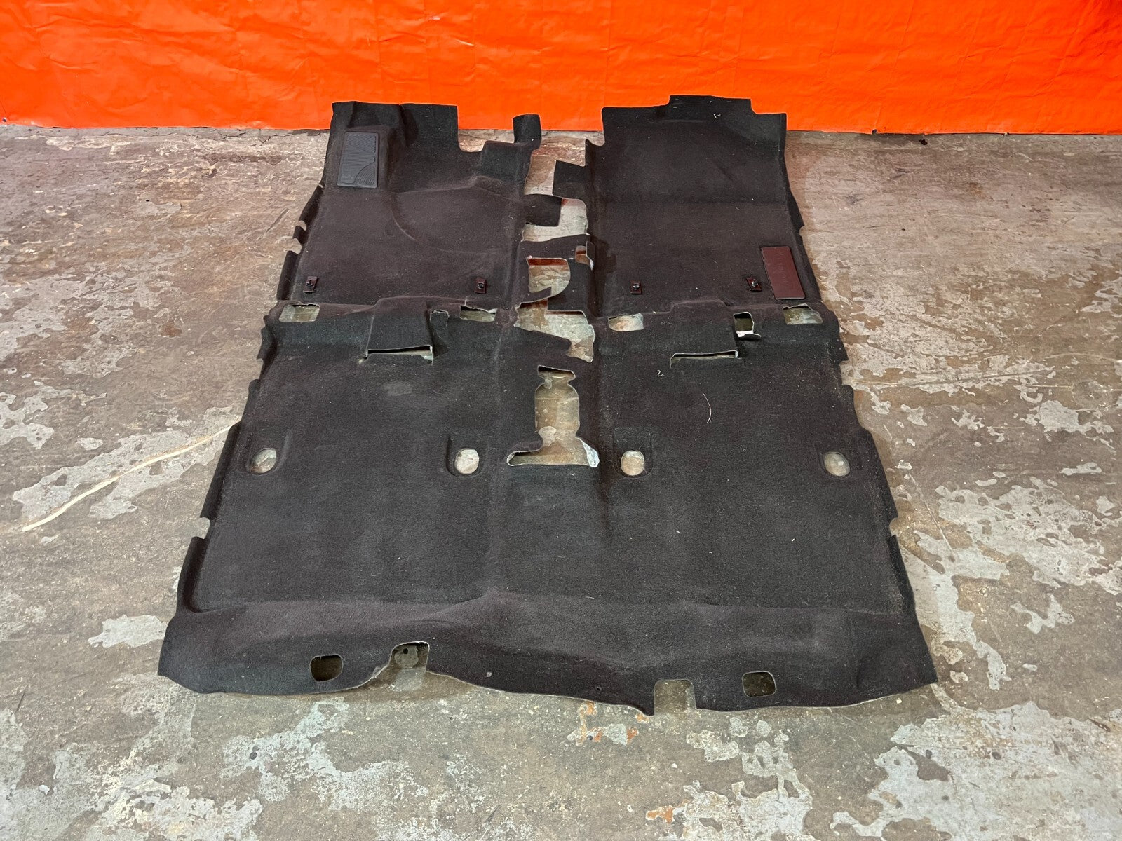 13 18 ACURA RDX BASE   INTERIOR FLOOR CARPET RUG MAT   BLACK IN COLOR   OEM #1530