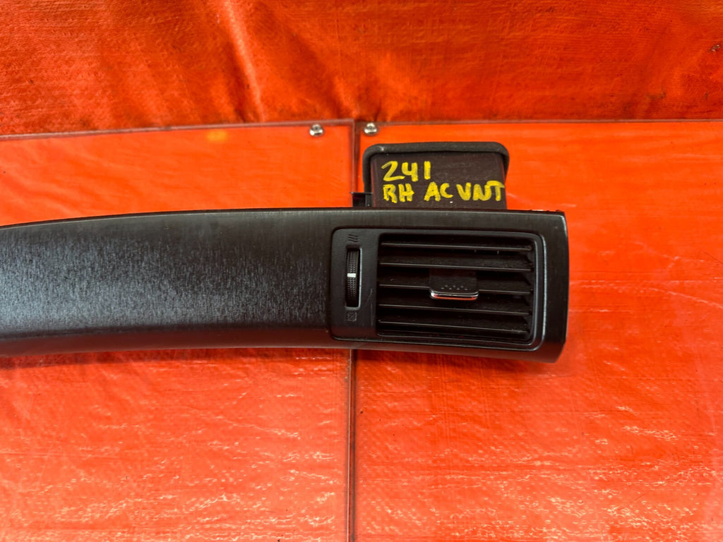 13 15 HONDA ACCORD SEDAN EX EXL PASSENGER RIGHT AC AIR CONDITIONING VENT OEM 2417