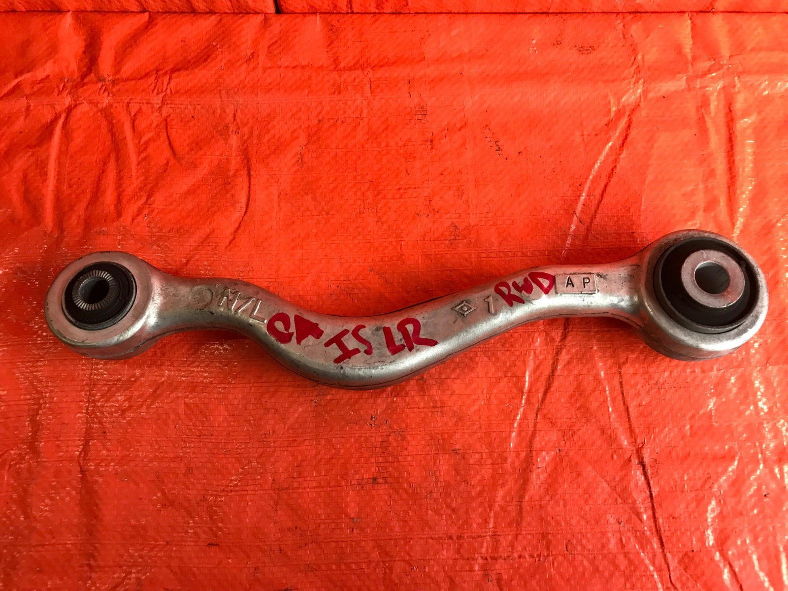 OEM 2014 2015 2016 2017 LEXUS IS350 DRIVER LEFT REAR CONTROL ARM NON BALL JOINT0