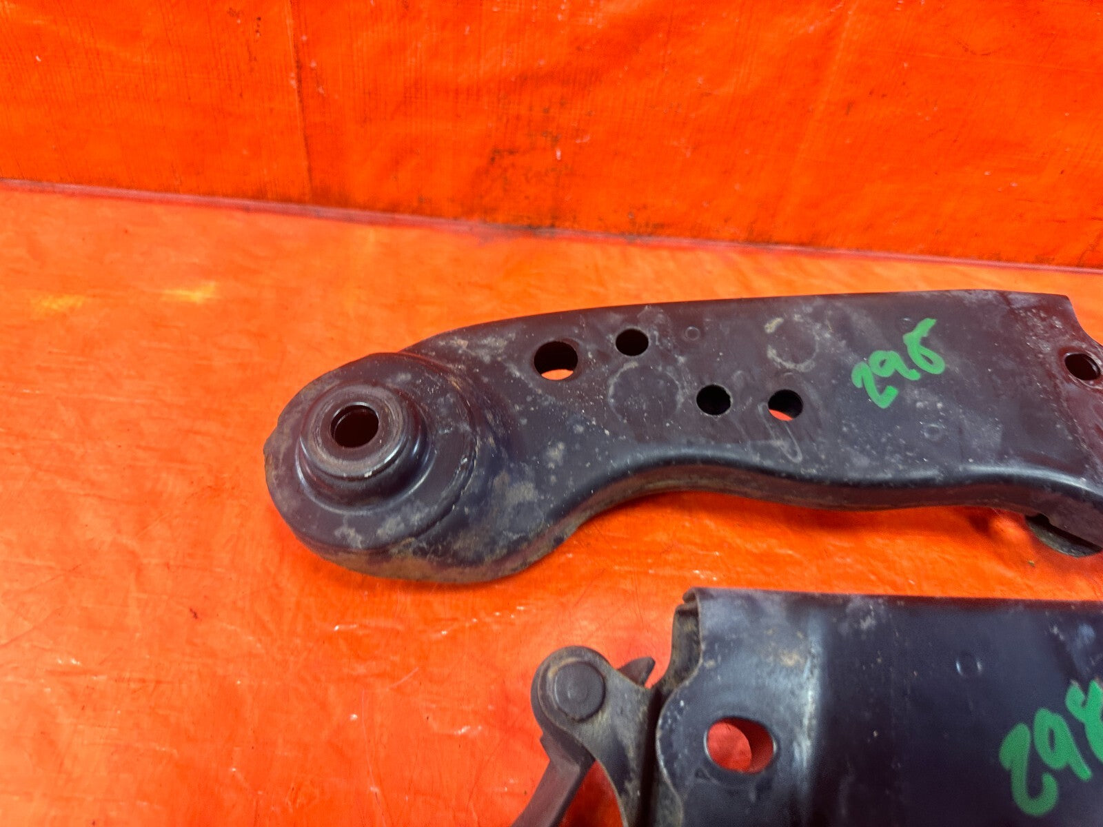03 07 INFINITI G35 COUPE   REAR SUBFRAME CROSSMEMBER K FRAME   ALUMINUM OEM 29821