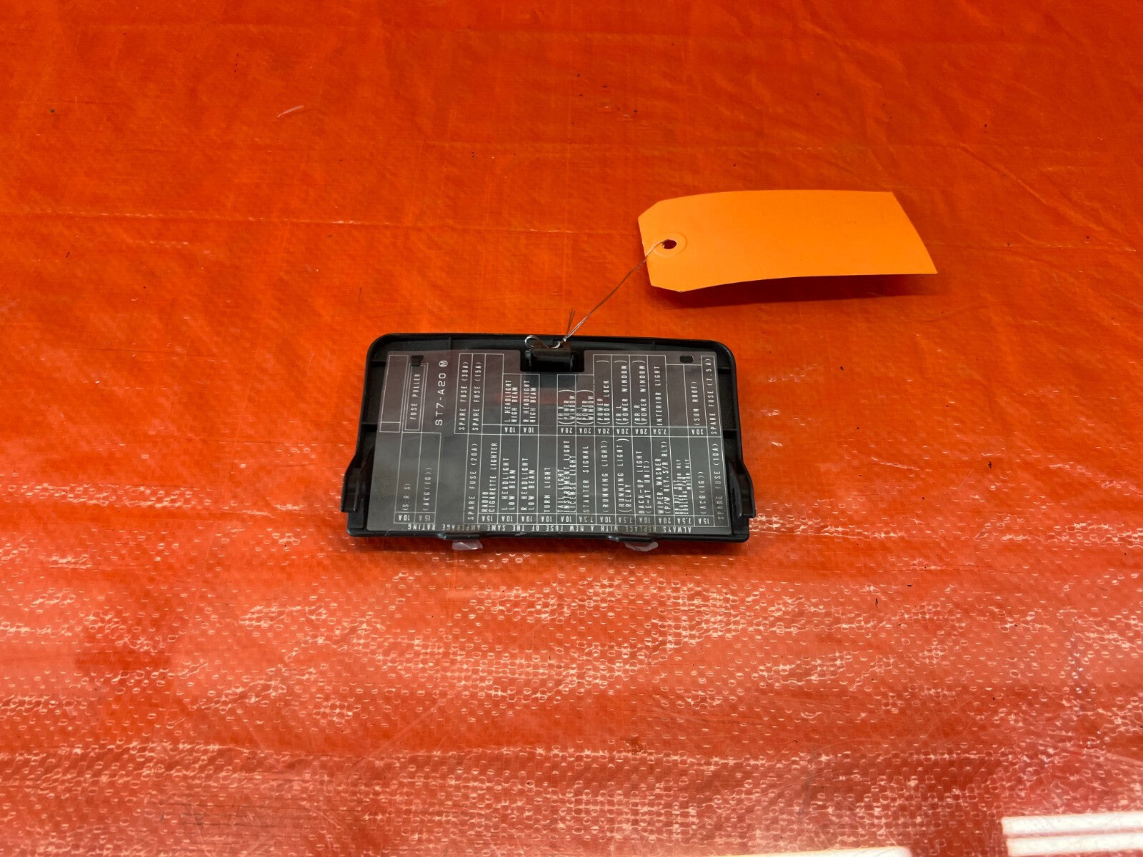 94 01 ACURA INTEGRA   INTERIOR FUSE BOX COVER / SCHEMATIC DIAGRAM BLACK OEM #1347