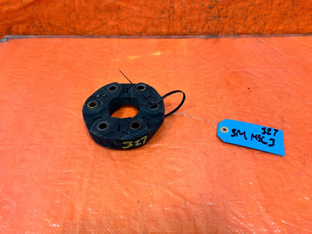 13 16 HYUNDAI GENESIS COUPE 3.8L   DRIVESHAFT BUSHING   OEM #3270