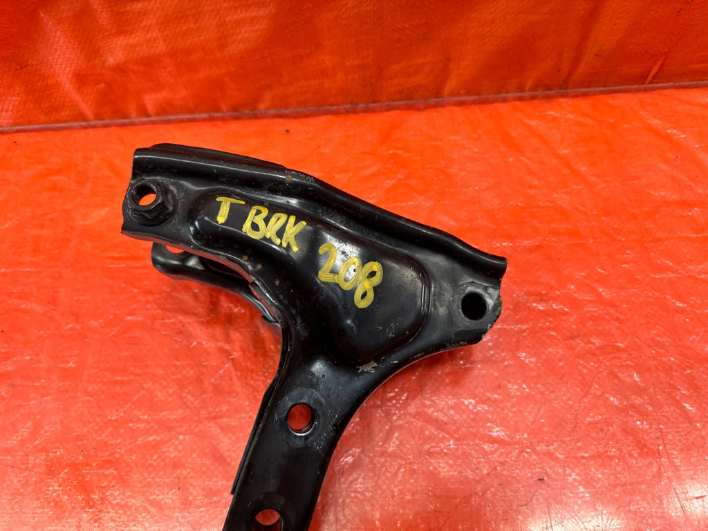 96 00 HONDA CIVIC EX COUPE REAR TRANSMISSION BRACKET   AUTOMATIC AUTO AT OEM 2082