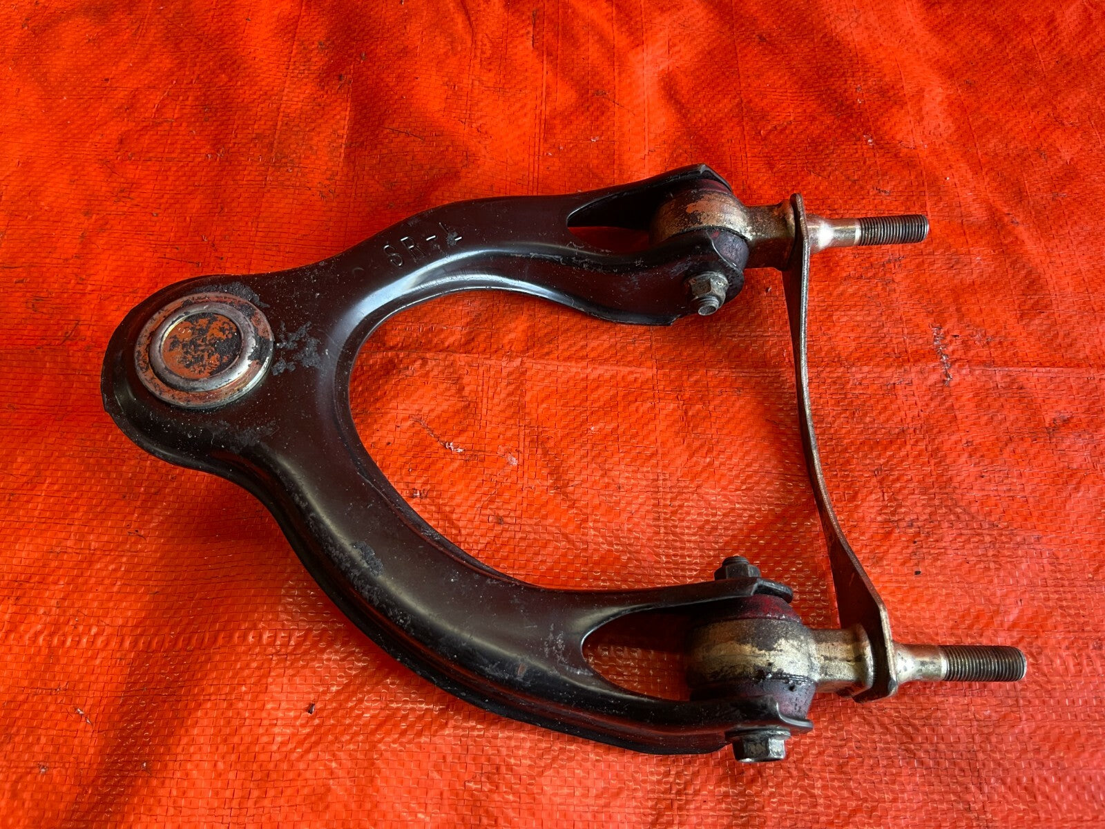 94 01 ACURA INTEGRA   FRONT   UPPER CONTROL ARM SET LEFT RIGHT W/ POLY BUSHINGS1