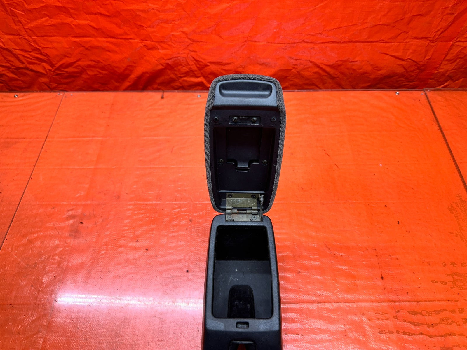 94 01 ACURA INTEGRA CENTER CONSOLE ARMREST LID ASSEMBLY OEM #3315