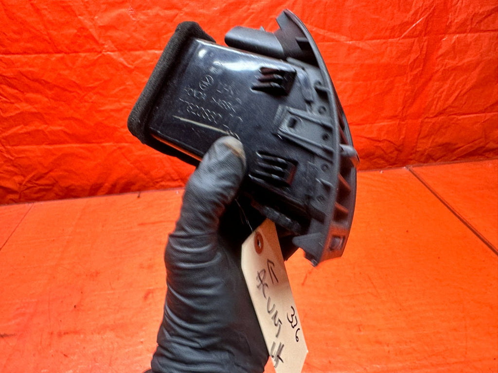 97 01 HONDA PRELUDE 2.2L DRIVER LEFT DASH DASHBOARD AC A/C AIR VENT LOUVER #33610