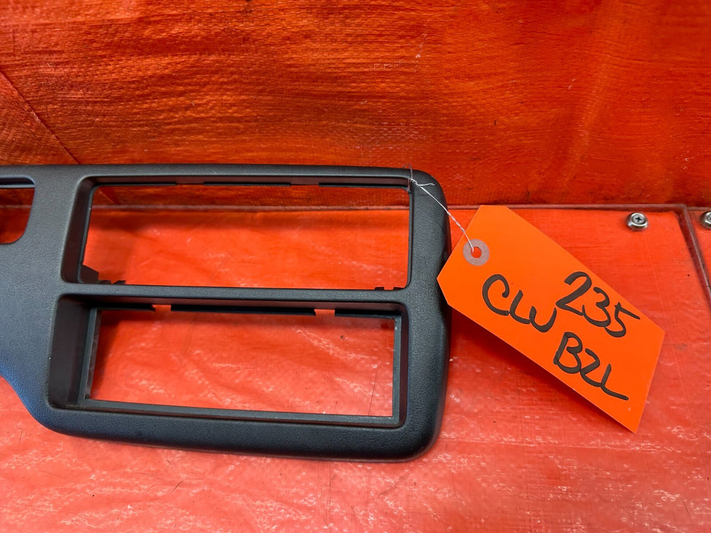 94 95 HONDA CIVIC   CLIMATE CONTROL BEZEL SURROUND TRIM PLASTIC   OEM #2352