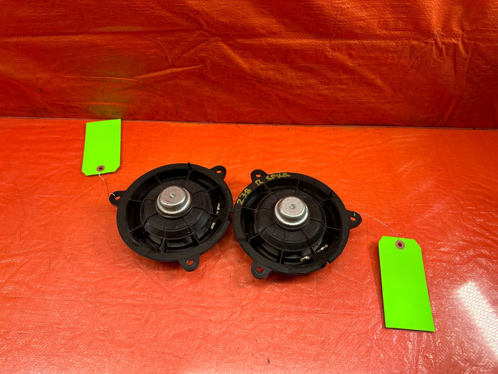 09 13 INFINITI G37 SEDAN   REAR SPEAKER SET LEFT & RIGHT SPEAKERS   OEM #2387