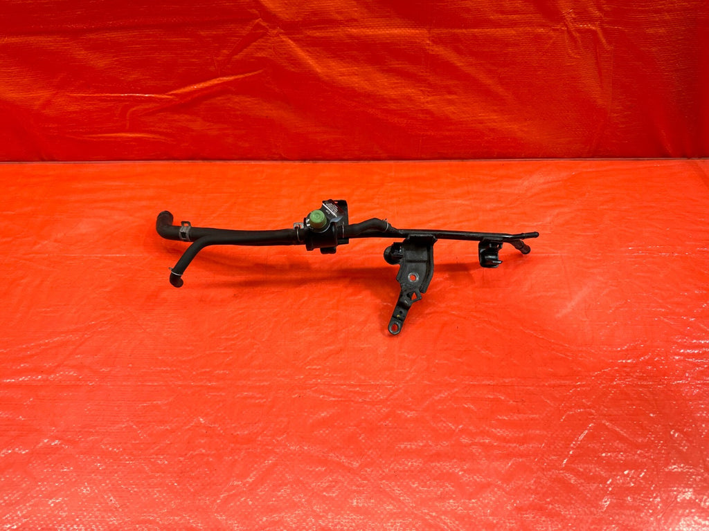 02 06 ACURA RSX TYPE S K20A2 FUEL EVAP SERVICE PORT INJECTOR PULSATION LINE #18714