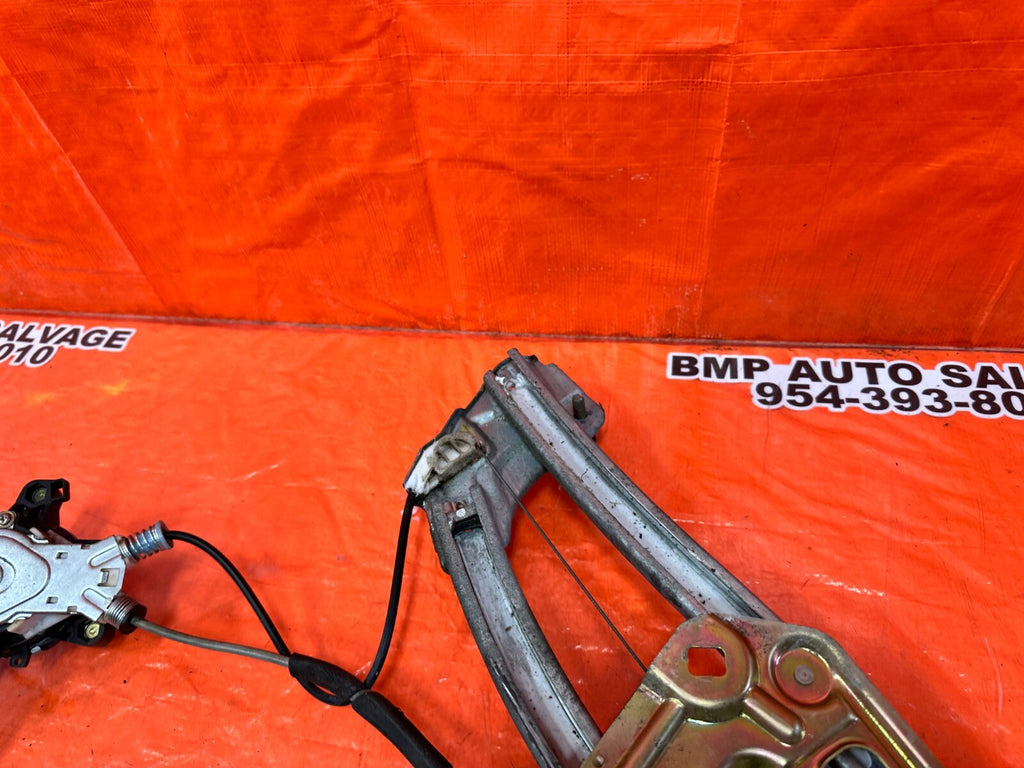 02 05 LEXUS SC430   DRIVER LEFT REAR WINDOW REGULATOR   OEM FACTORY #2616