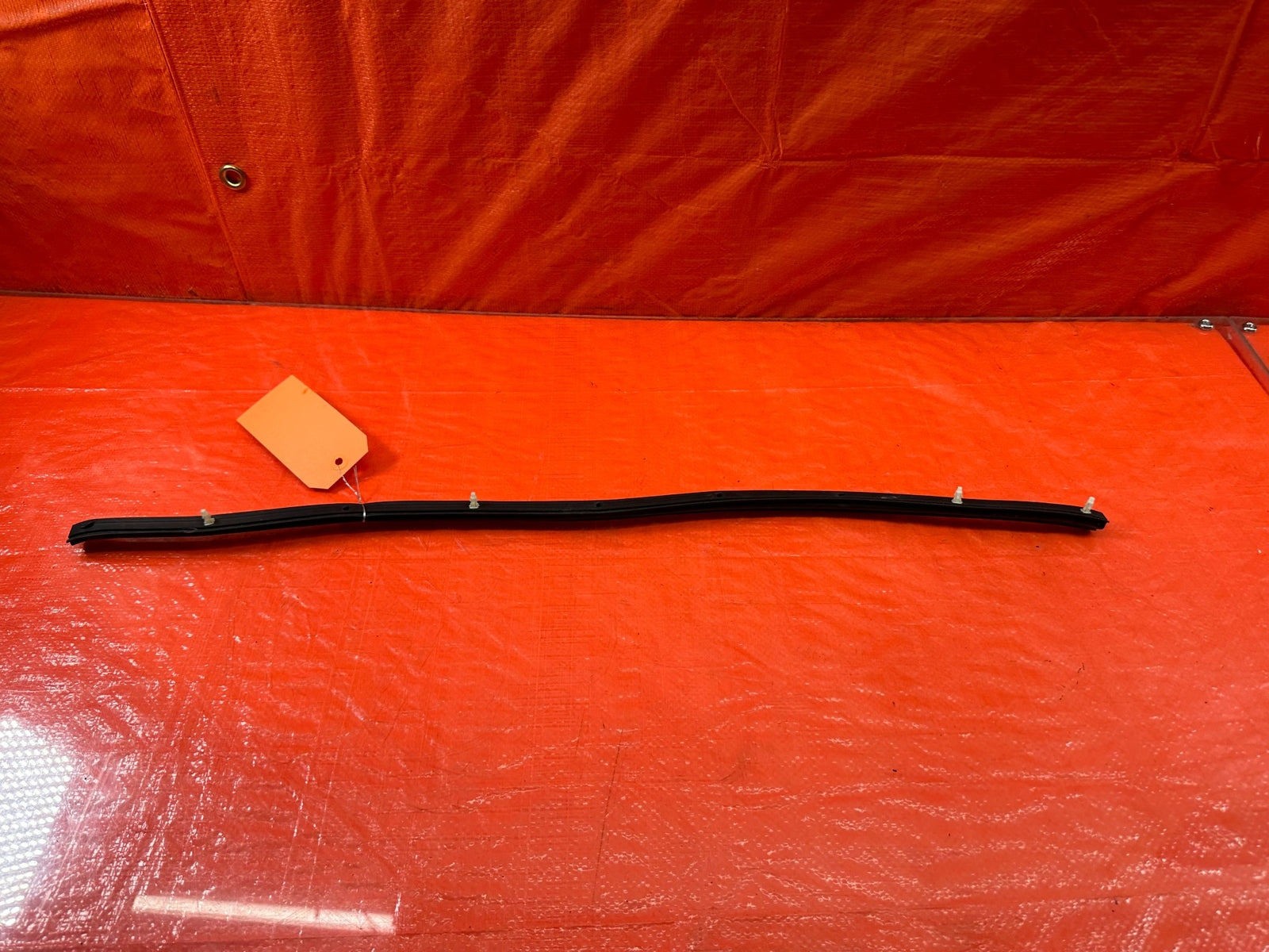 17 20 INFINITI Q60   HOOD BONNETT   UPPER WEATHER STRIP RUBBER TRIM SEAL OEM 2008