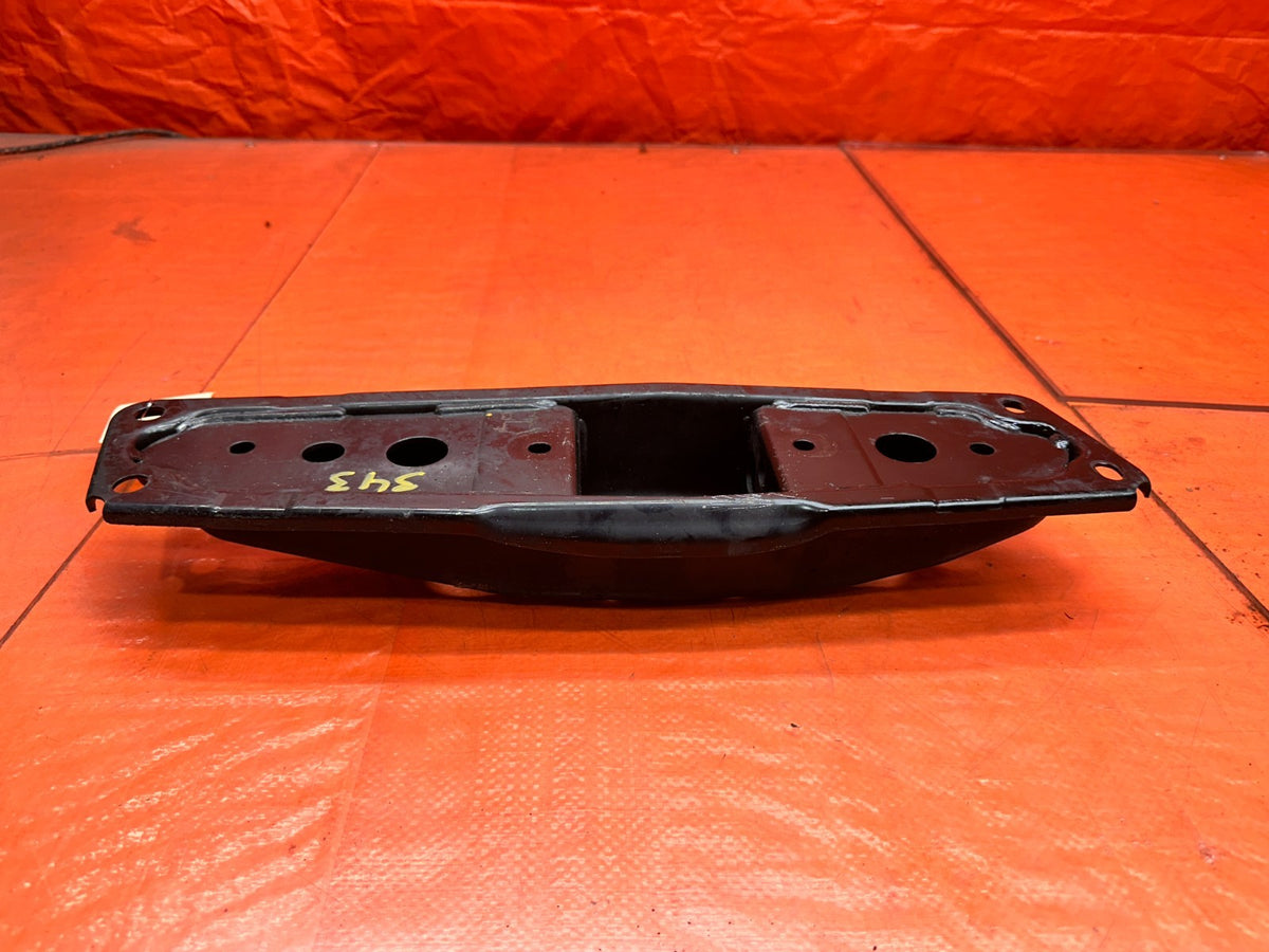 14-15 INFINITI Q50 3.7L VQ37VHR RWD TRANSMISSION MOUNTING BRACKET SUPPORT OEM #7