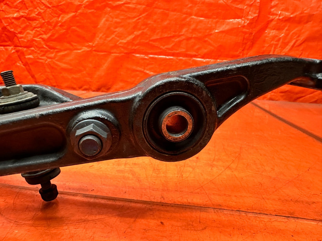 1992-1995 HONDA CIVIC PASSENGER RIGHT FRONT LOWER CONTROL ARM OEM #34813