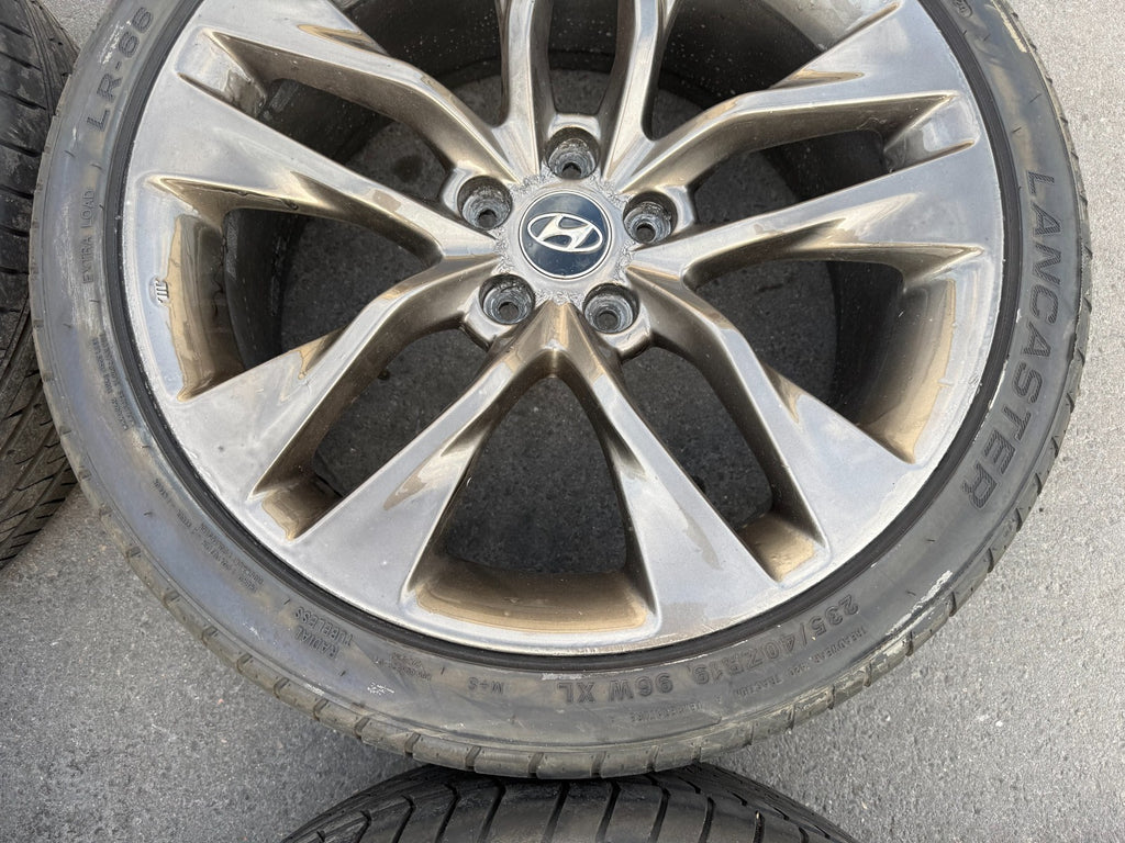 13 16 HYUNDAI GENESIS COUPE   19 INCH R SPEC WHEELS W TIRES   FRONT REAR OEM 29912