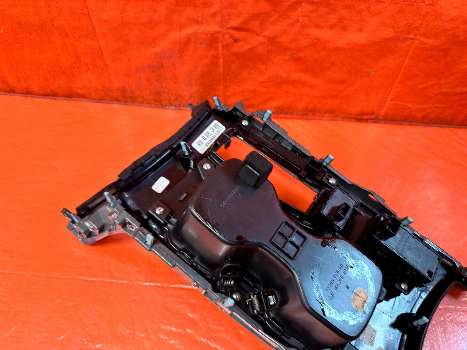 18 22 HONDA ACCORD 1.5L   CUP HOLDER CENTER SHIFTER CONSOLE   OEM FACTORY OE 32414