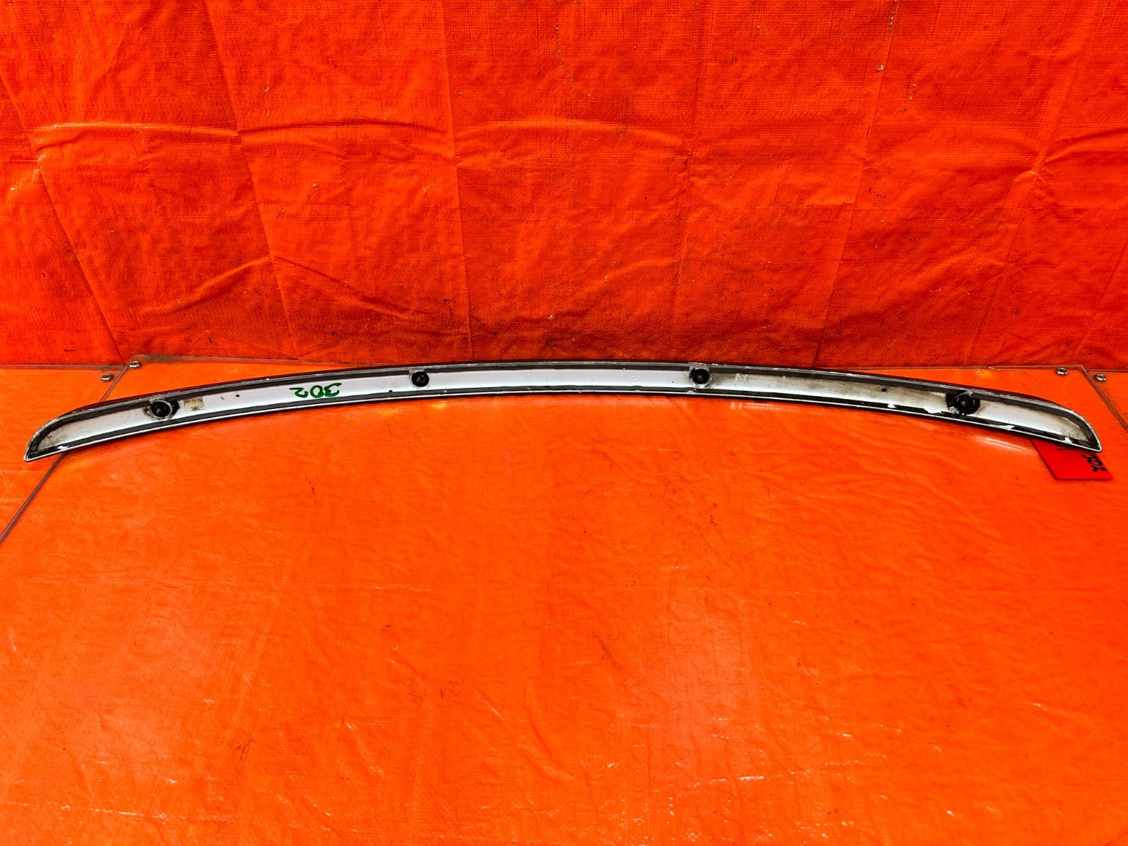 10 16 HYUNDAI GENESIS COUPE 3.8L   REAR WING SPOILER DECK LID TRIM   OEM #30211